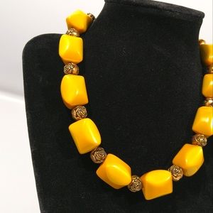 80's Vintage Yellow Beaded statement Choker, with brassy rose accent beads.